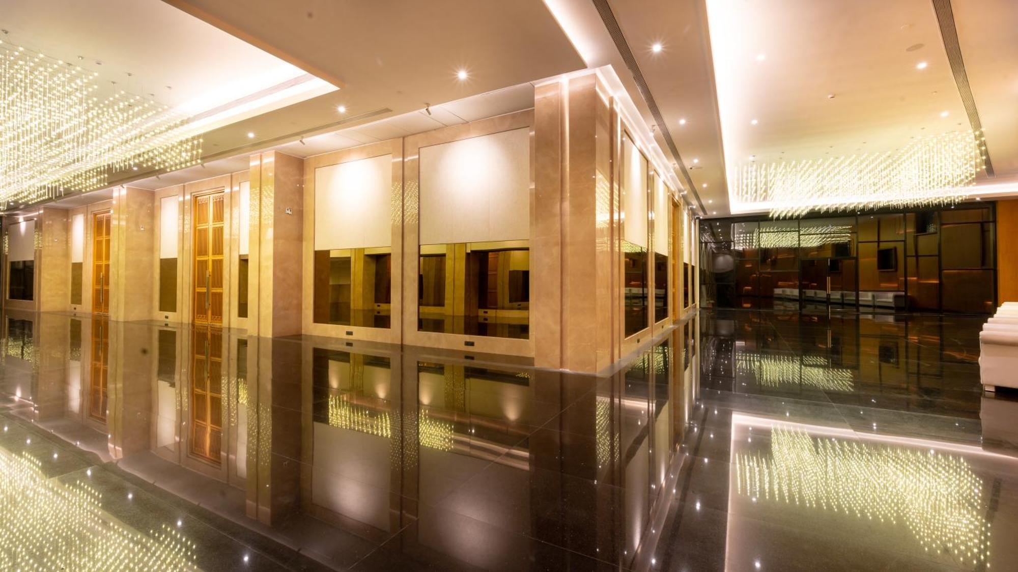 Aria Resort & Spa Nashik Exterior foto